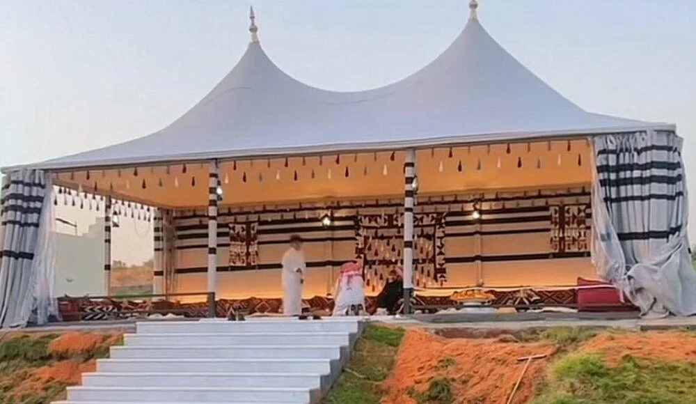 بيوت شعر ملكي بتصميم فاخر وأنيق لتركيب سريع ومتين بالرياض