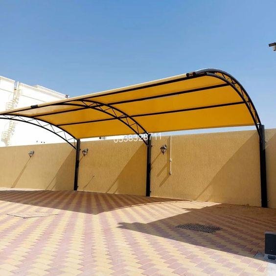 مظلات وسواتر تجمع بين الحماية والجمال